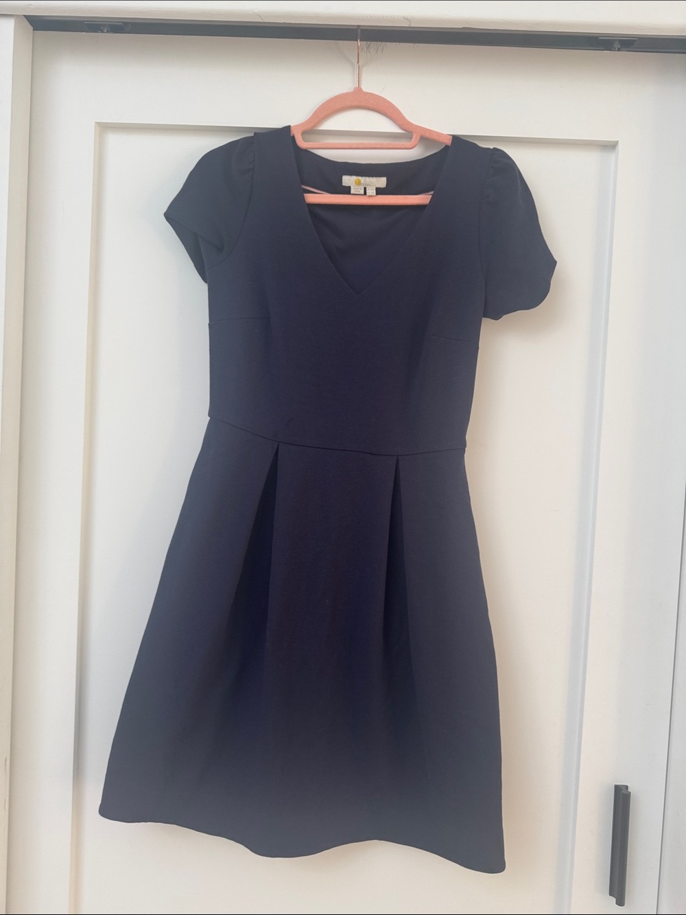 Boden Black V-Neck Short Sleeve Office/Work/Date Night Dress